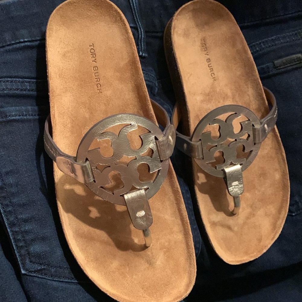 Tory Burch Miller Cloud metallic leather silver and Brown  Iconic Logo/7.5